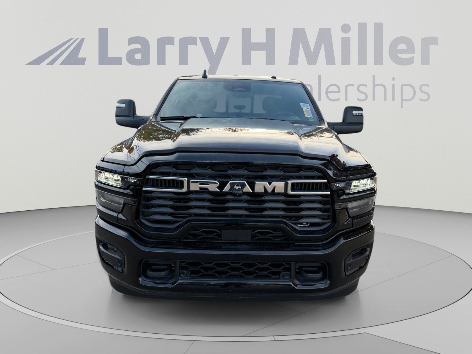 2026 RAM 3500 Big Horn - Photo 8