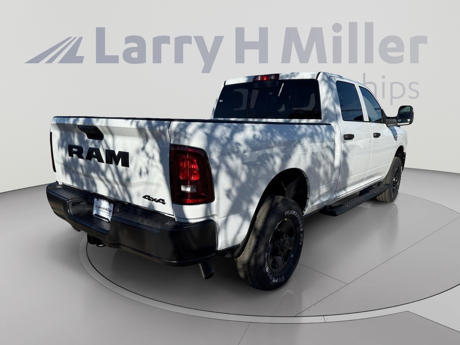 2026 RAM 3500 Tradesman - Photo 6