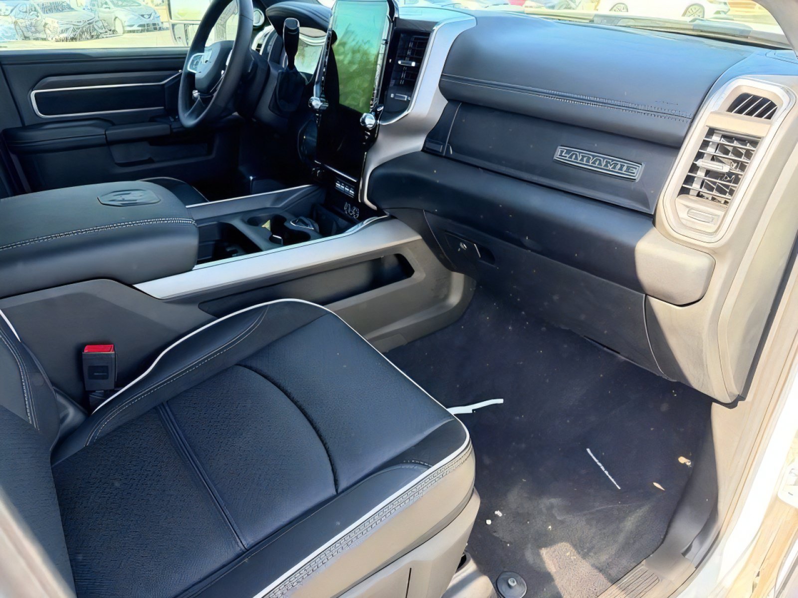 2026 RAM 2500 Laramie - Photo 12