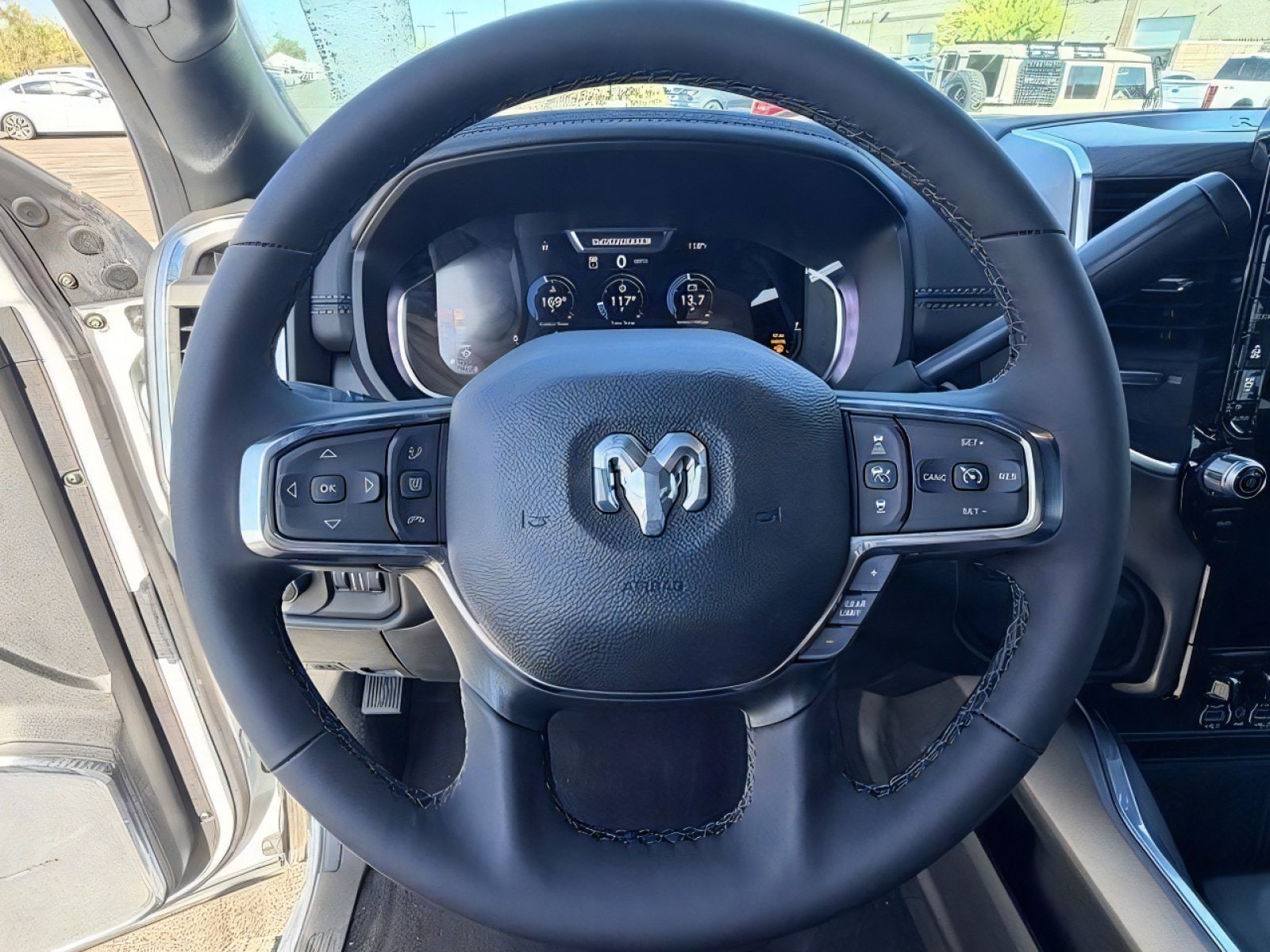 2026 RAM 2500 Laramie - Photo 18