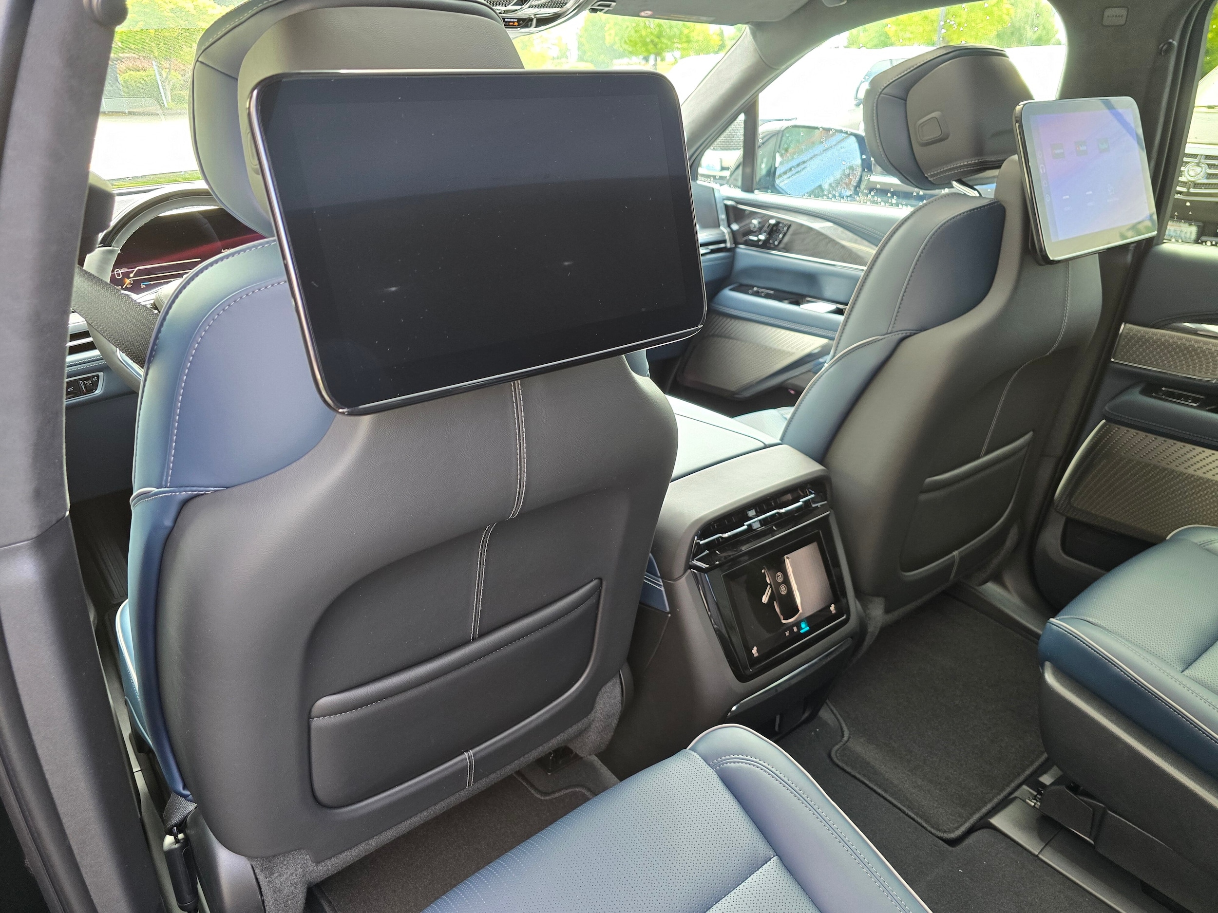 2025 Cadillac Escalade IQ Sport 2 - Photo 19