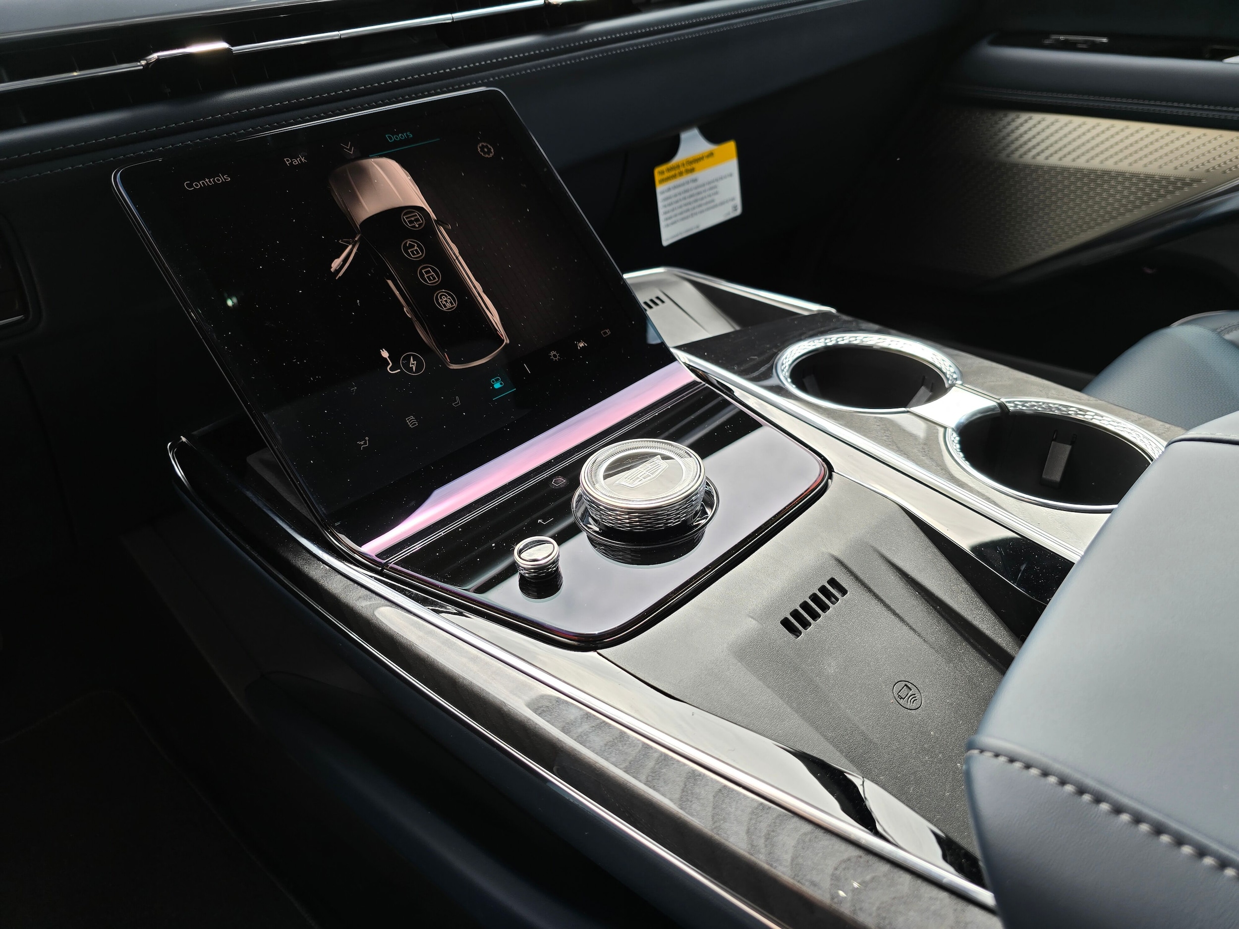 2025 Cadillac Escalade IQ Sport 2 - Photo 23
