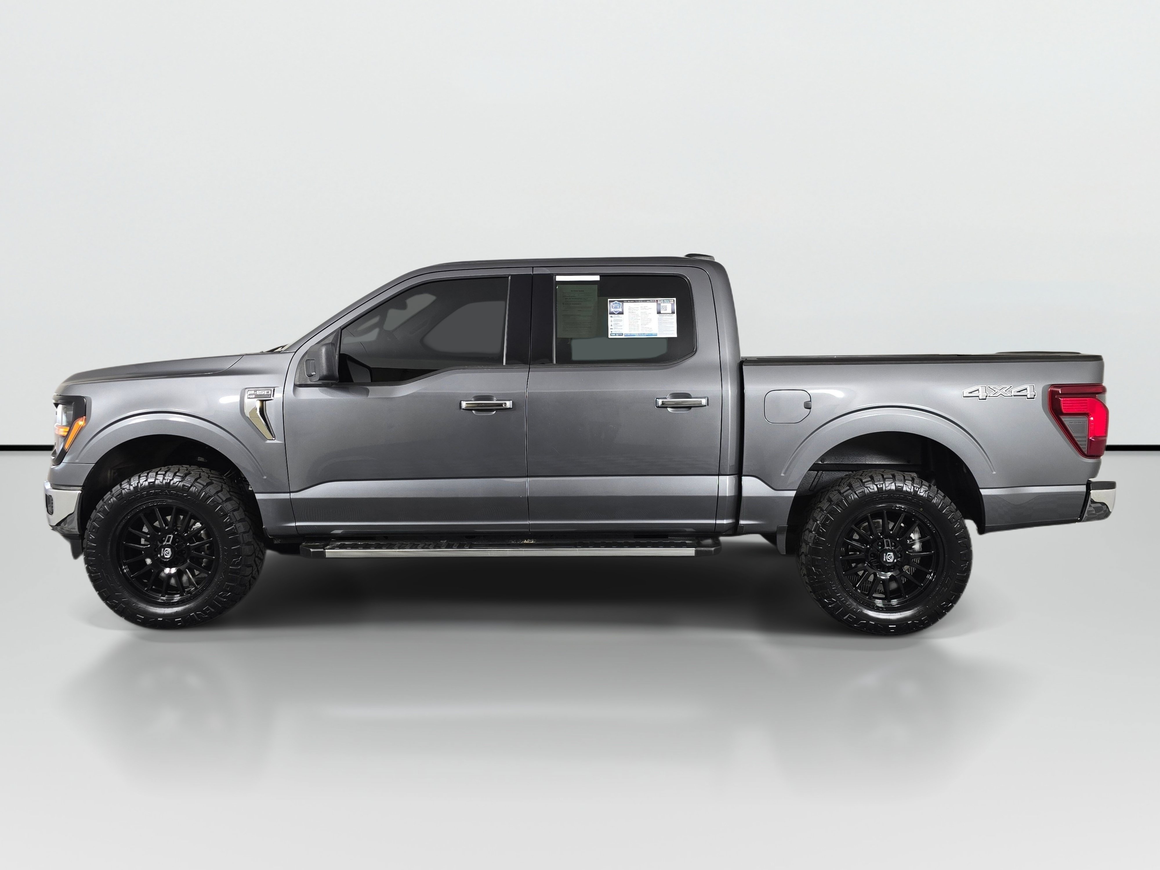 Used 2025 Ford F-150 XLT Truck SuperCrew Cab