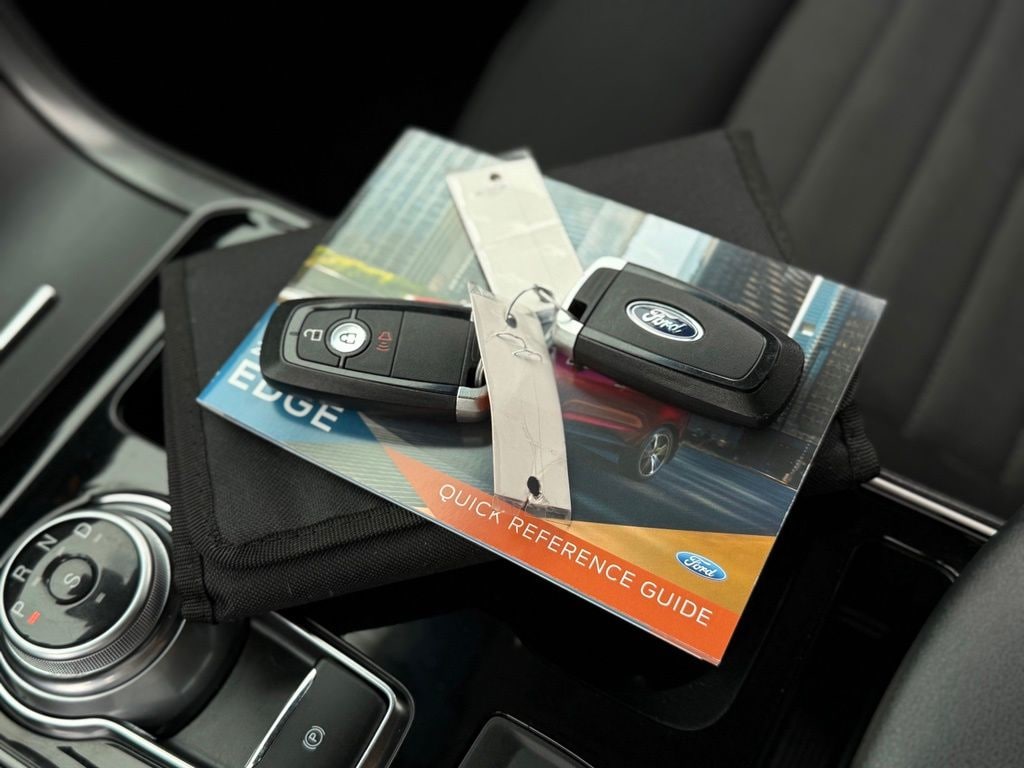 Used 2020 Ford Edge SE SUV