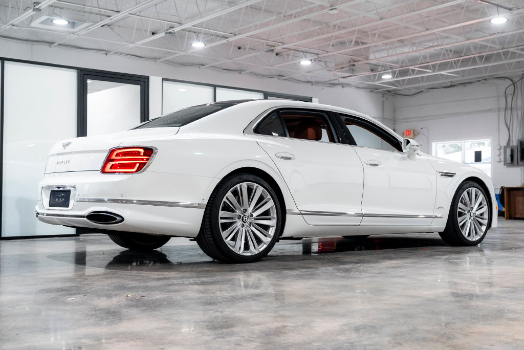 2023 Bentley Flying Spur Mulliner - Photo 19
