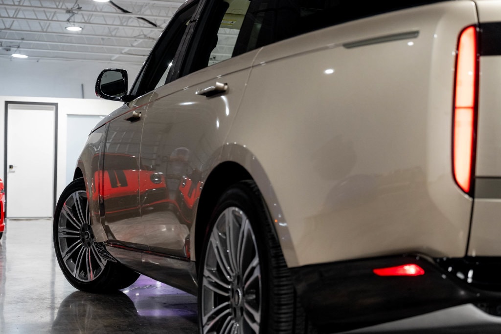 2024 Land Rover Range Rover SE - Photo 24