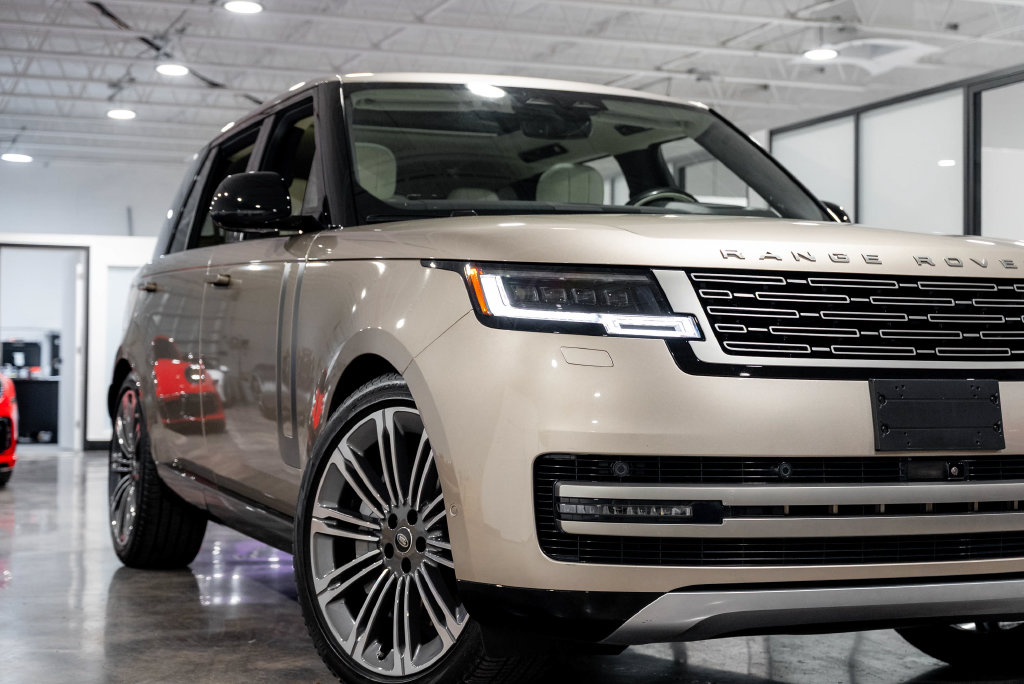 2024 Land Rover Range Rover SE - Photo 18