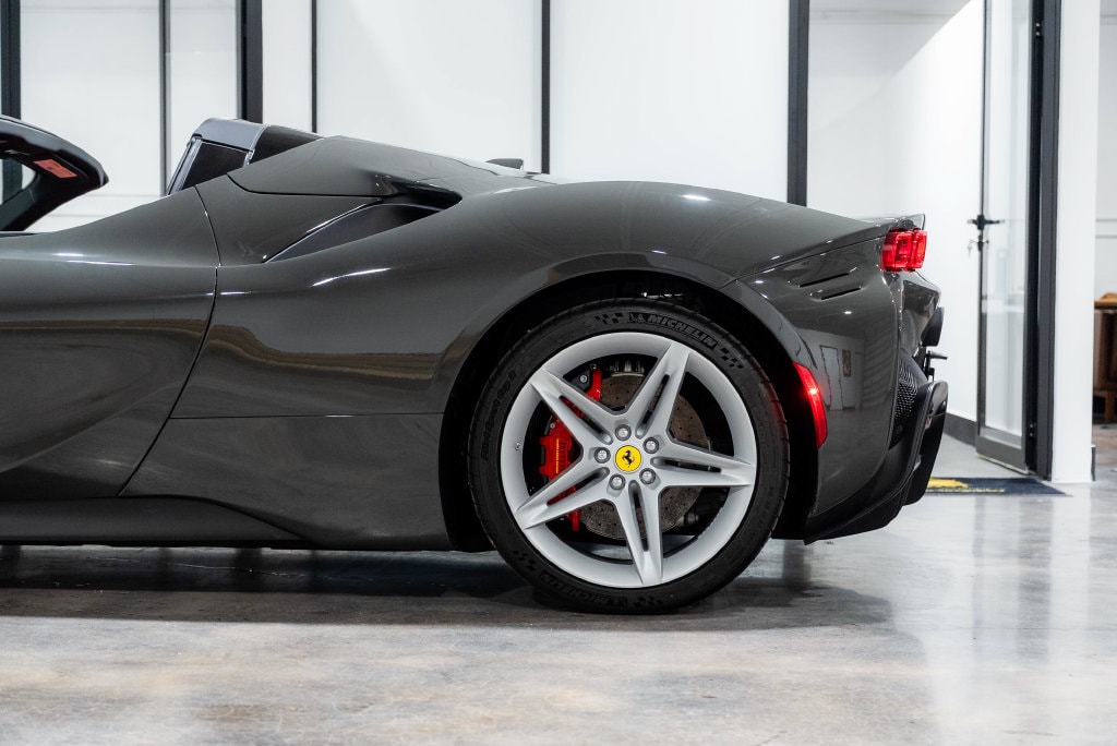 2024 Ferrari SF90 Base - Photo 31