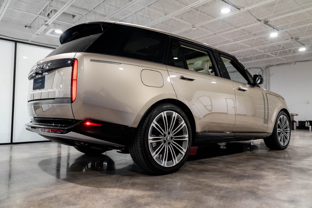 2024 Land Rover Range Rover SE - Photo 8