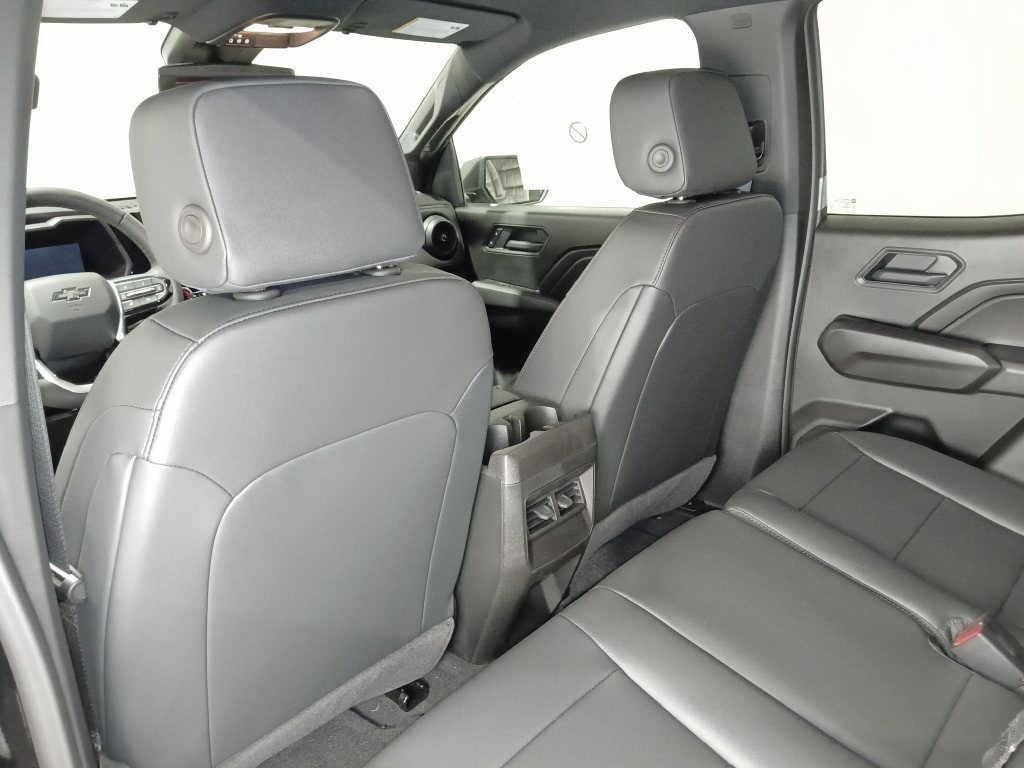 2026 Chevrolet Colorado Trail Boss - Photo 13