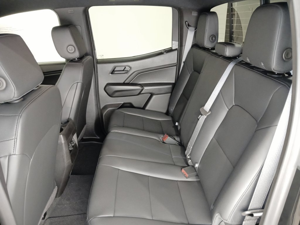 2026 Chevrolet Colorado Trail Boss - Photo 11
