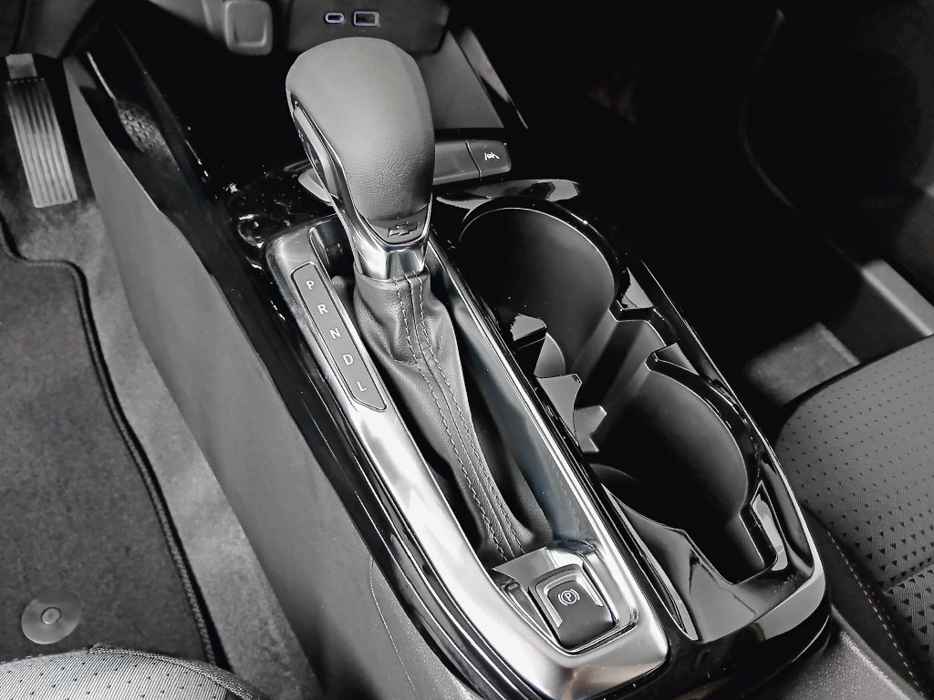 2026 Chevrolet Trax LT - Photo 17