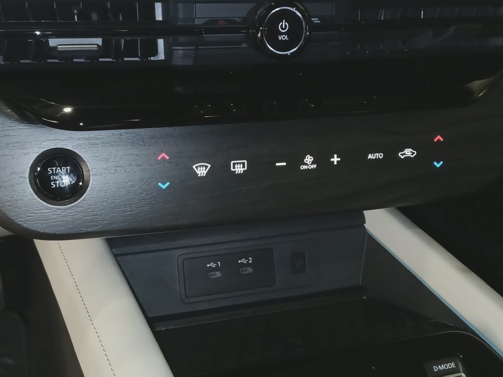 2025 Nissan Murano SL - Photo 20