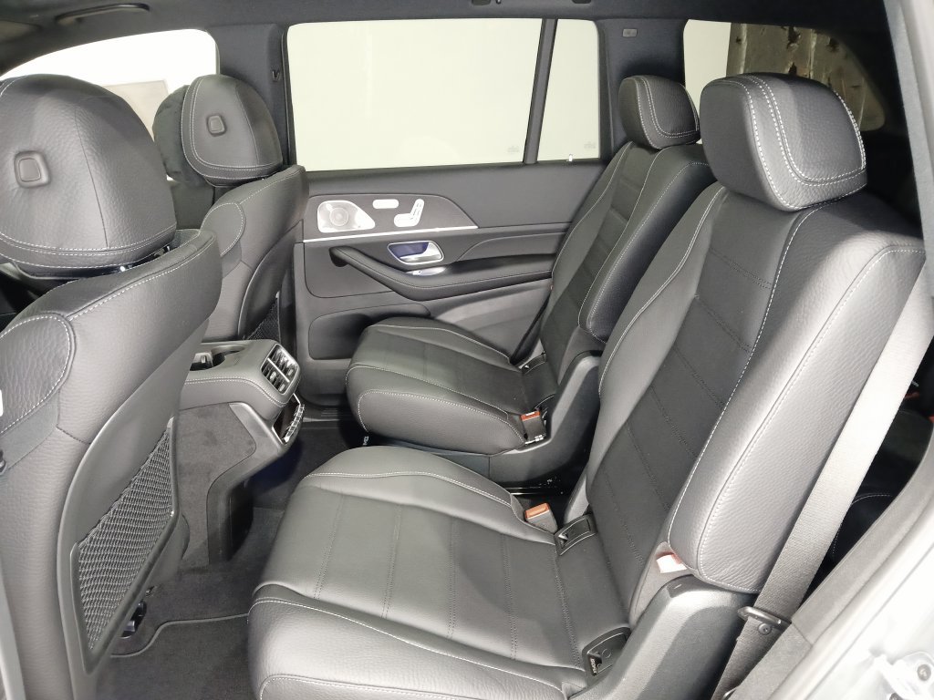 2026 Mercedes-Benz GLS Base - Photo 12