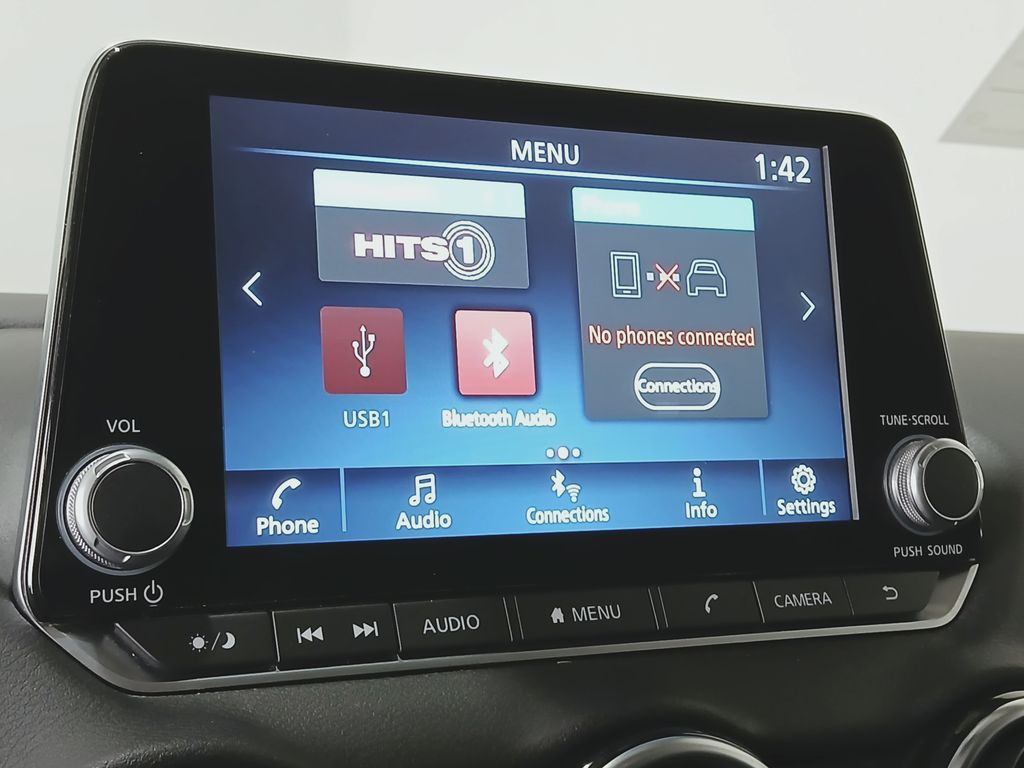 2025 Nissan Sentra SV - Photo 25
