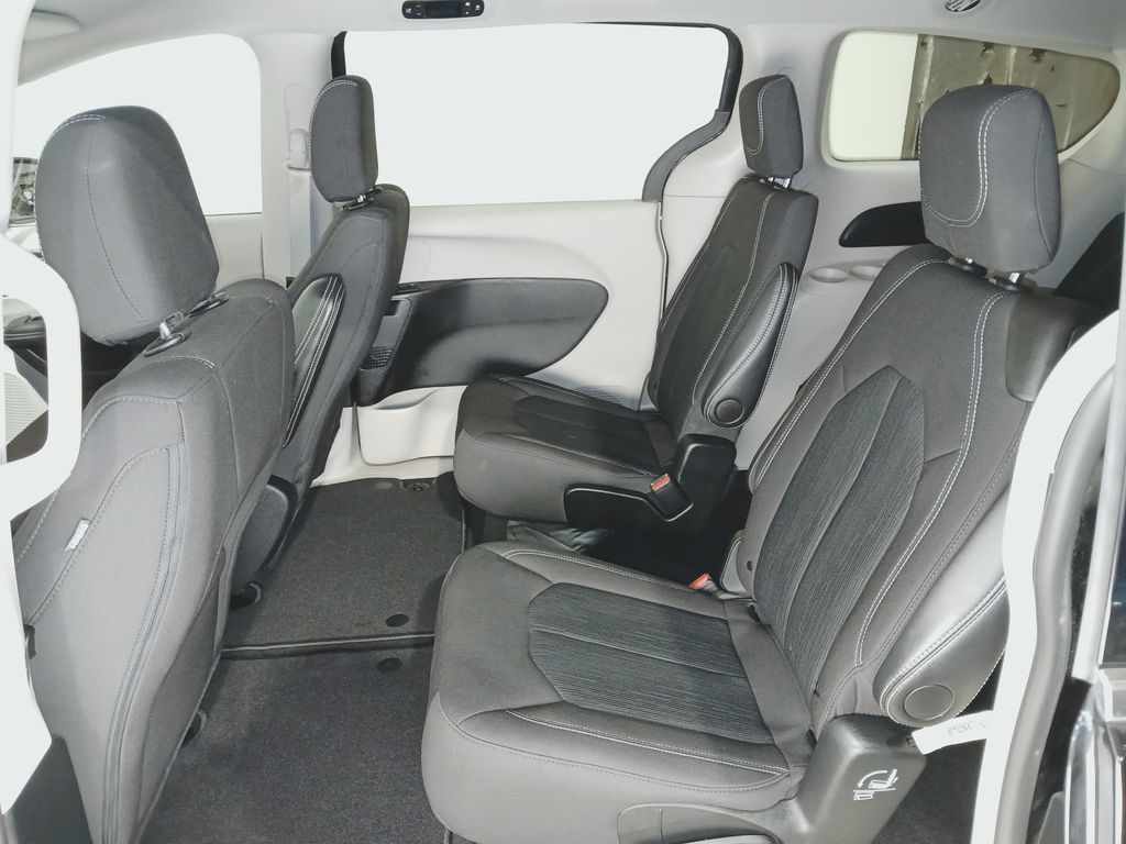 Photo 12