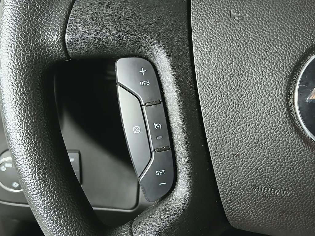 2025 Chevrolet Express Cargo Work Van - Photo 17