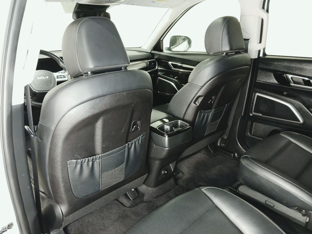 2025 Kia Telluride S - Photo 16