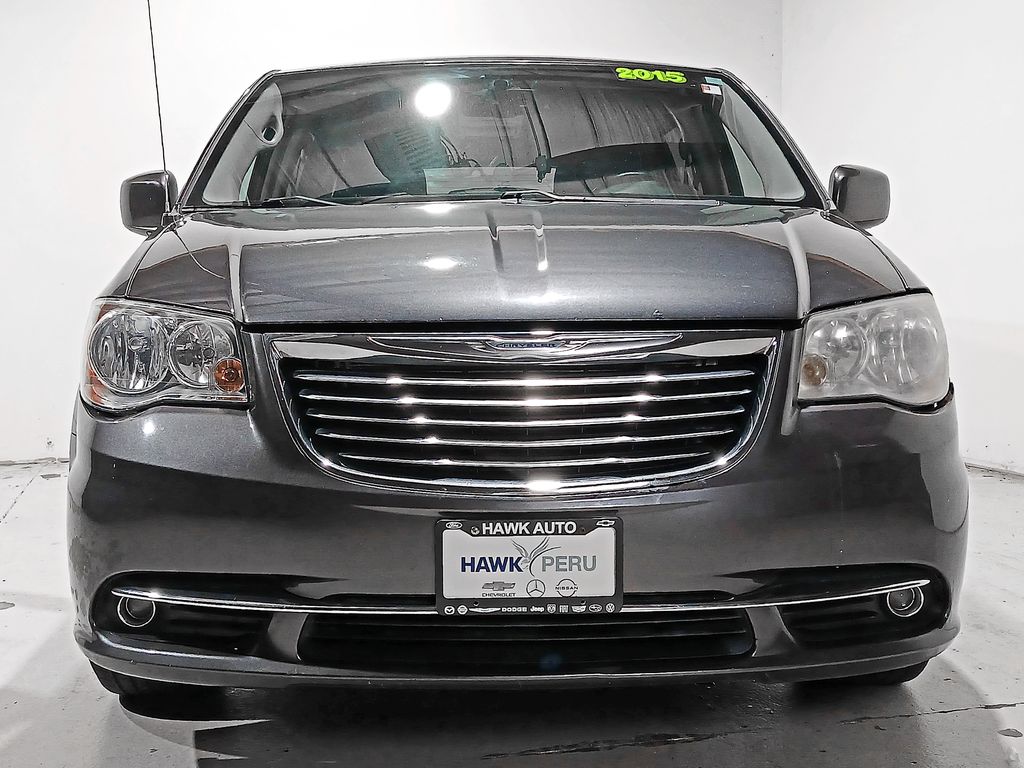 Used 2015 Chrysler Town & Country Touring with VIN 2C4RC1BG4FR664878 for sale in Peru, IL