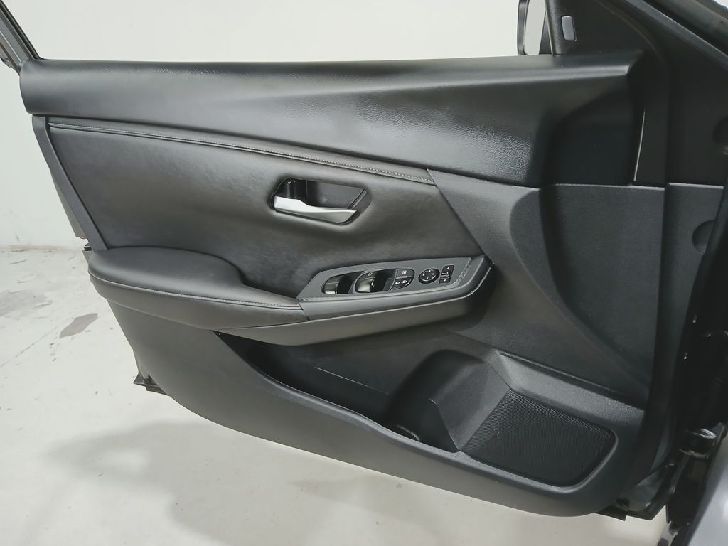 2025 Nissan Sentra SV - Photo 29