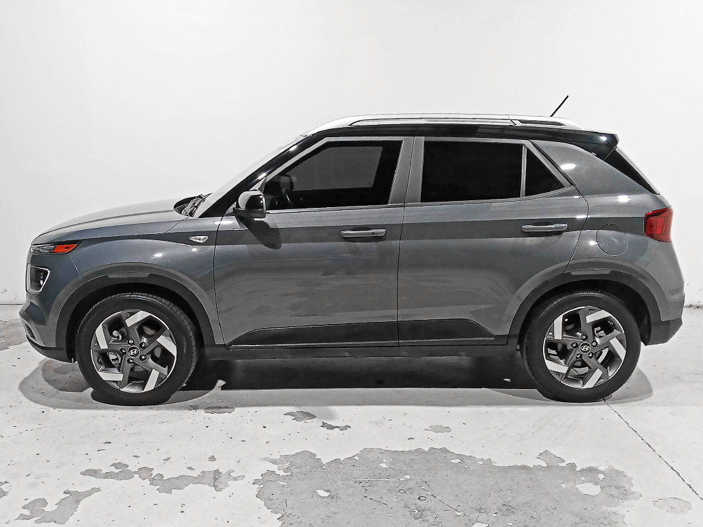 Used 2024 Hyundai Venue Limited SUV