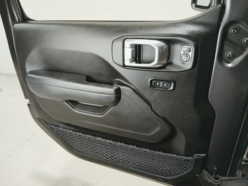 2024 Jeep Wrangler 2-Door Sport S - Photo 29