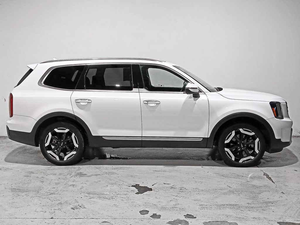 2025 Kia Telluride S - Photo 7