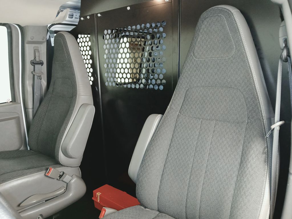2025 Chevrolet Express Cargo Work Van - Photo 12