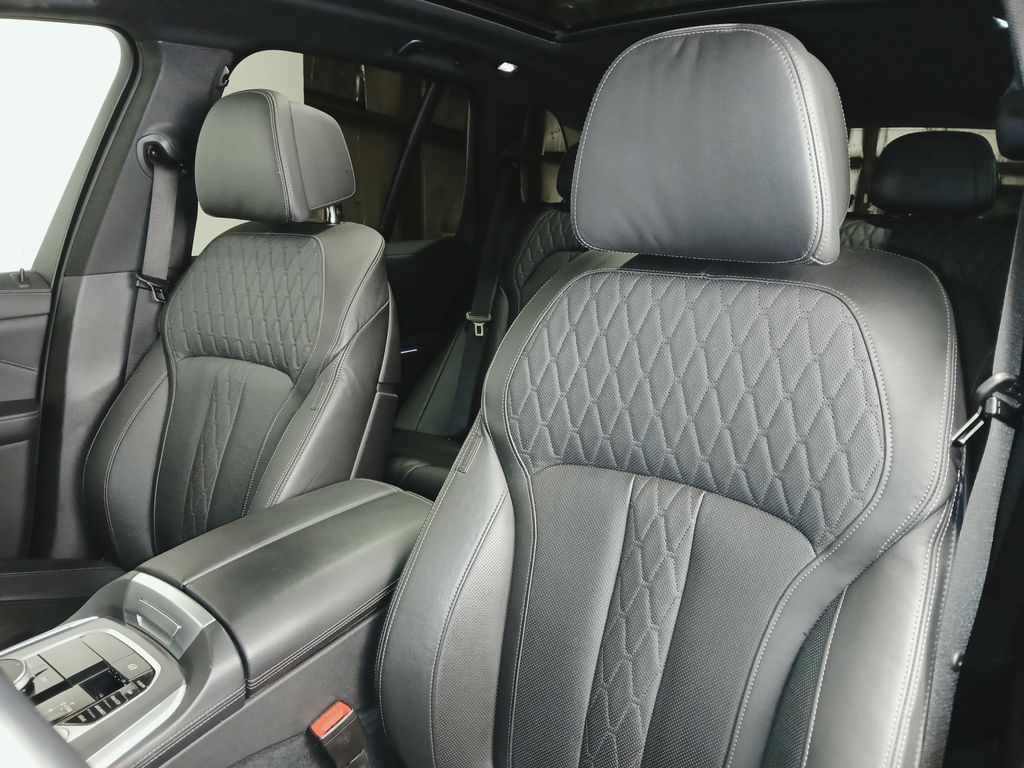 2023 BMW X5 M50i - Photo 11