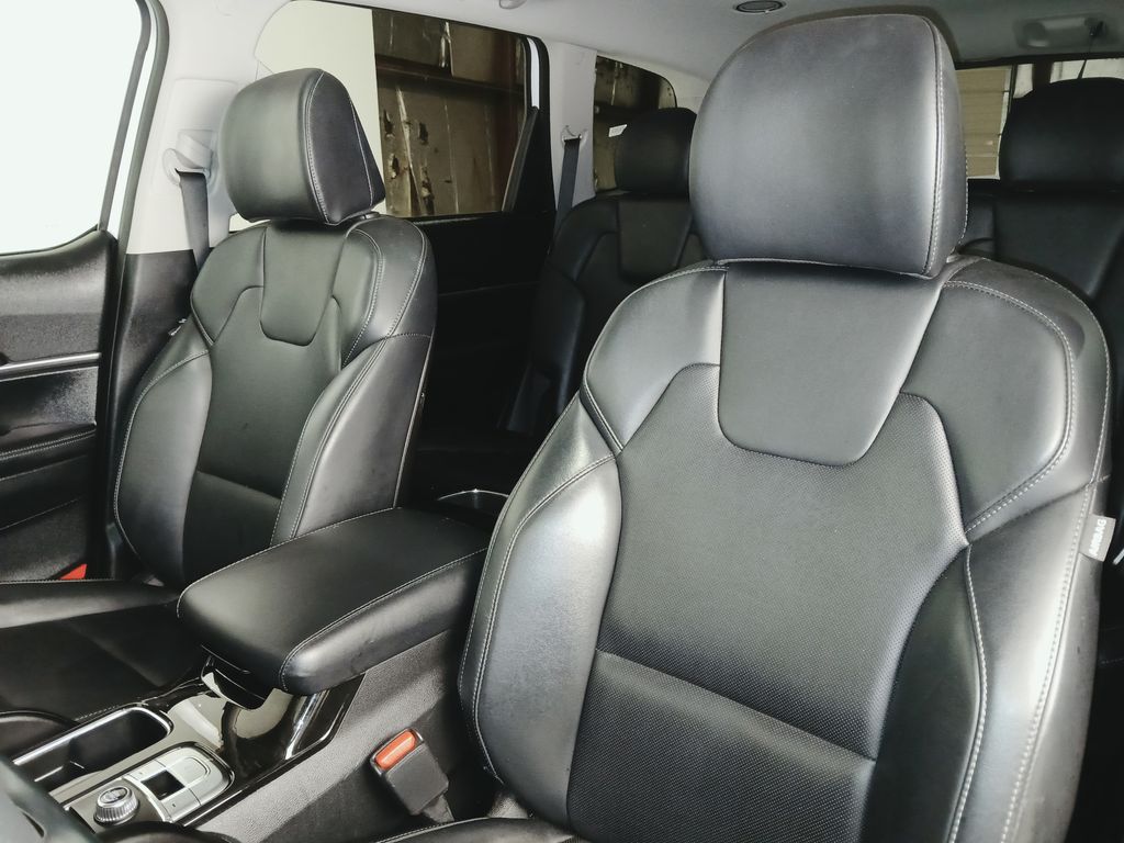 2025 Kia Telluride S - Photo 11