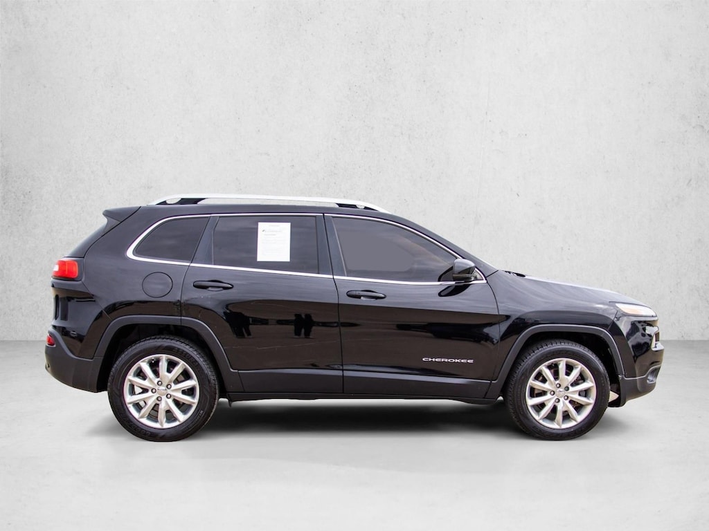 Used 2017 Jeep Cherokee Limited SUV