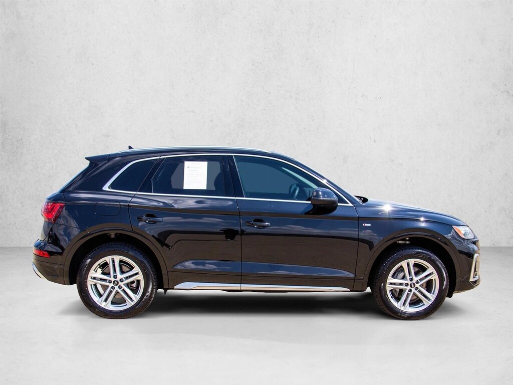 Used 2024 Audi Q5 e S line Premium SUV