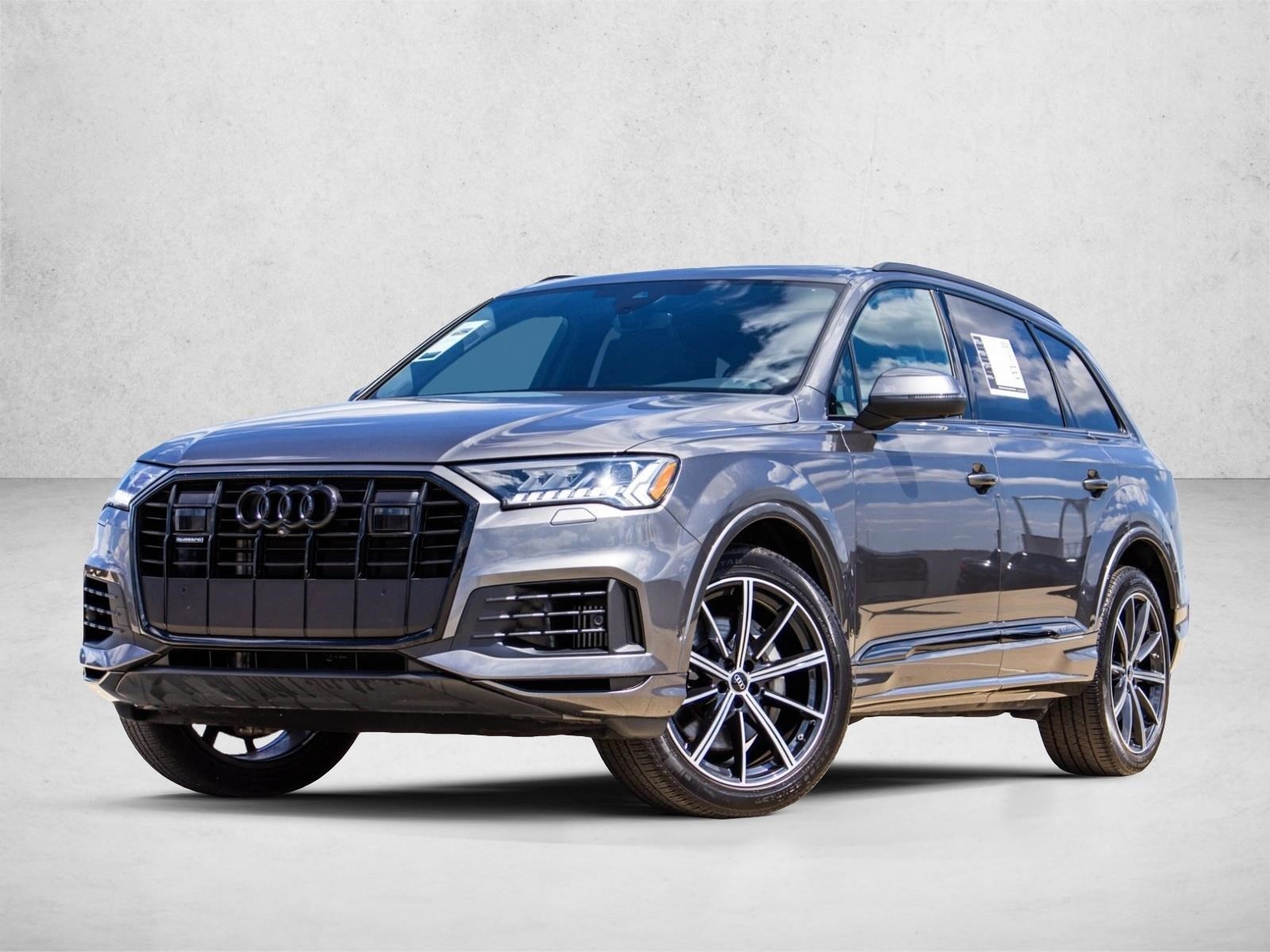 2023 Audi Q7 Premium Plus