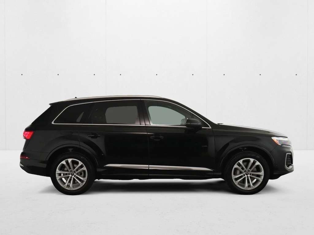 Certified 2025 Audi Q7 Premium Plus SUV