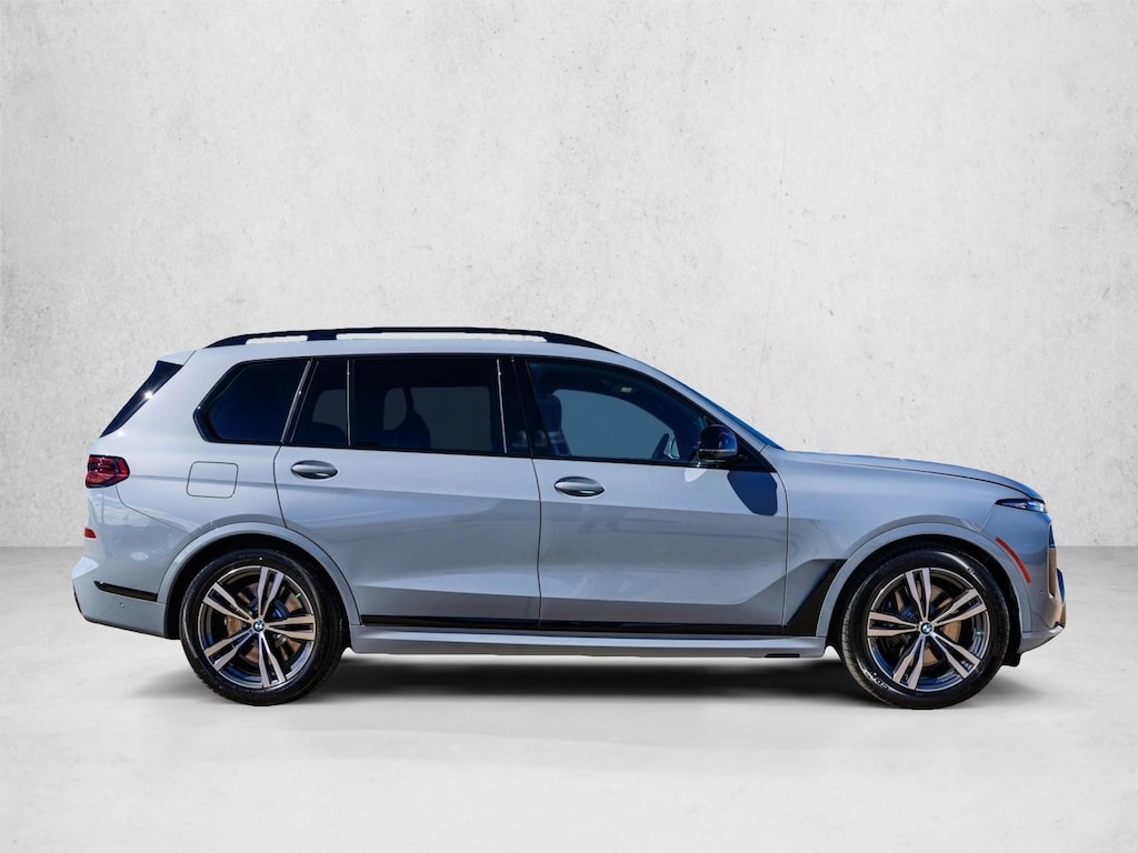 New 2027 BMW X7 M60i SUV