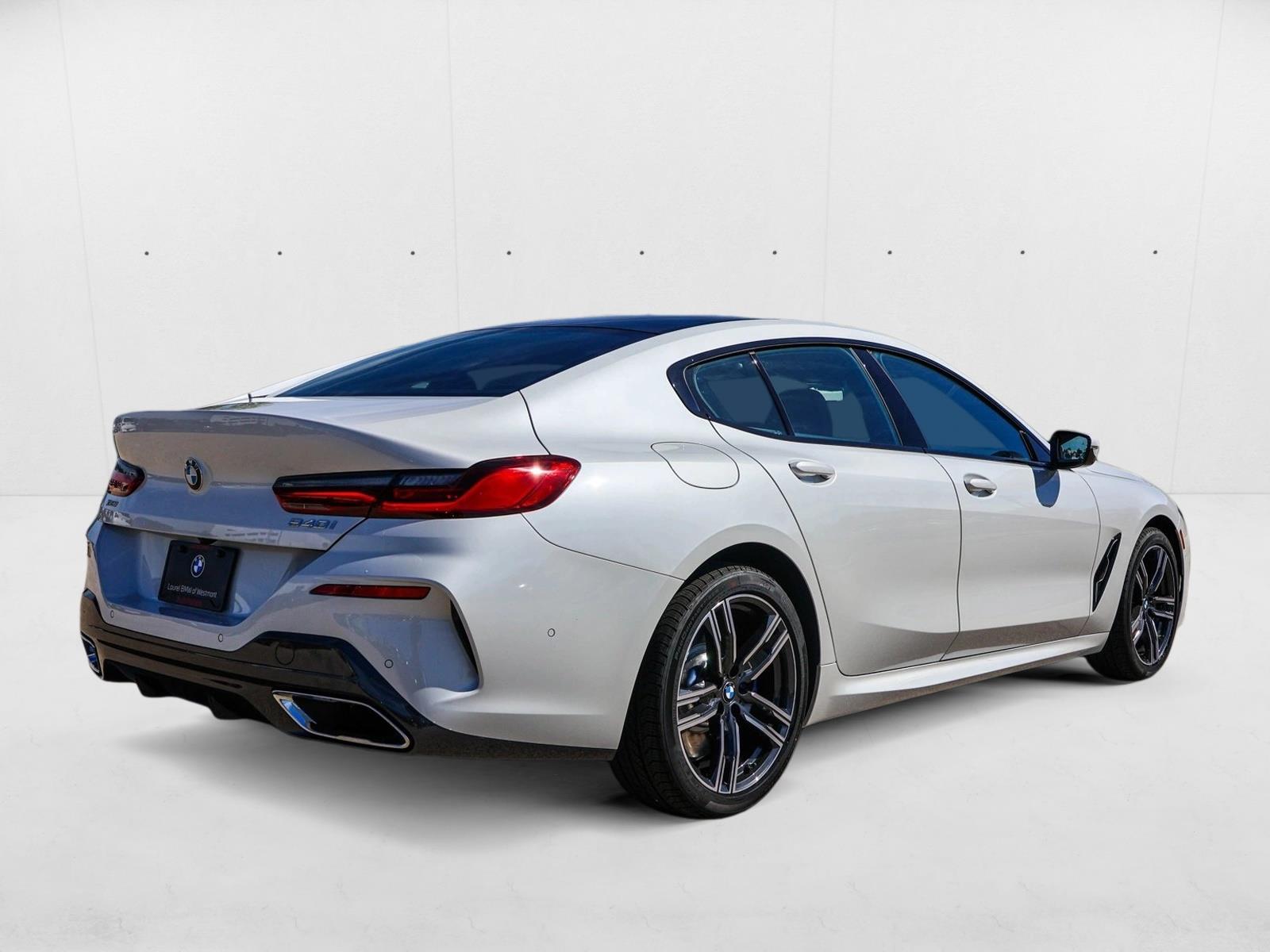 2026 BMW 8 Series 840i - Photo 7