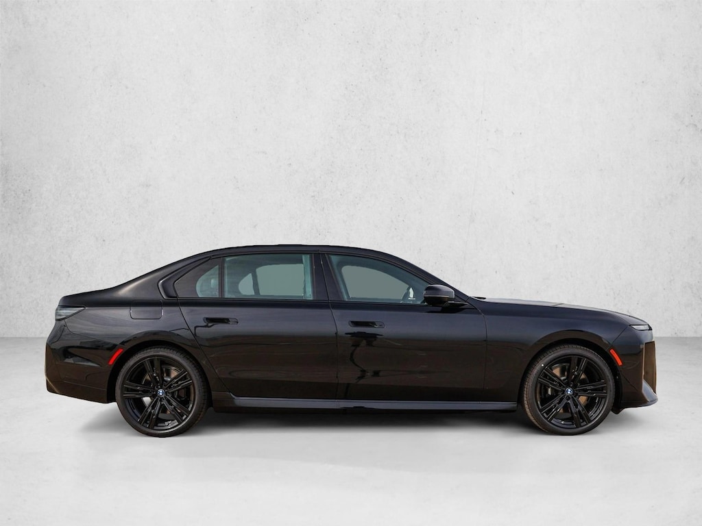 New 2027 BMW 740i xDrive Sedan