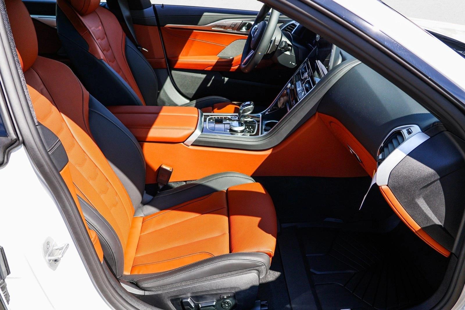 2026 BMW 8 Series 840i - Photo 28