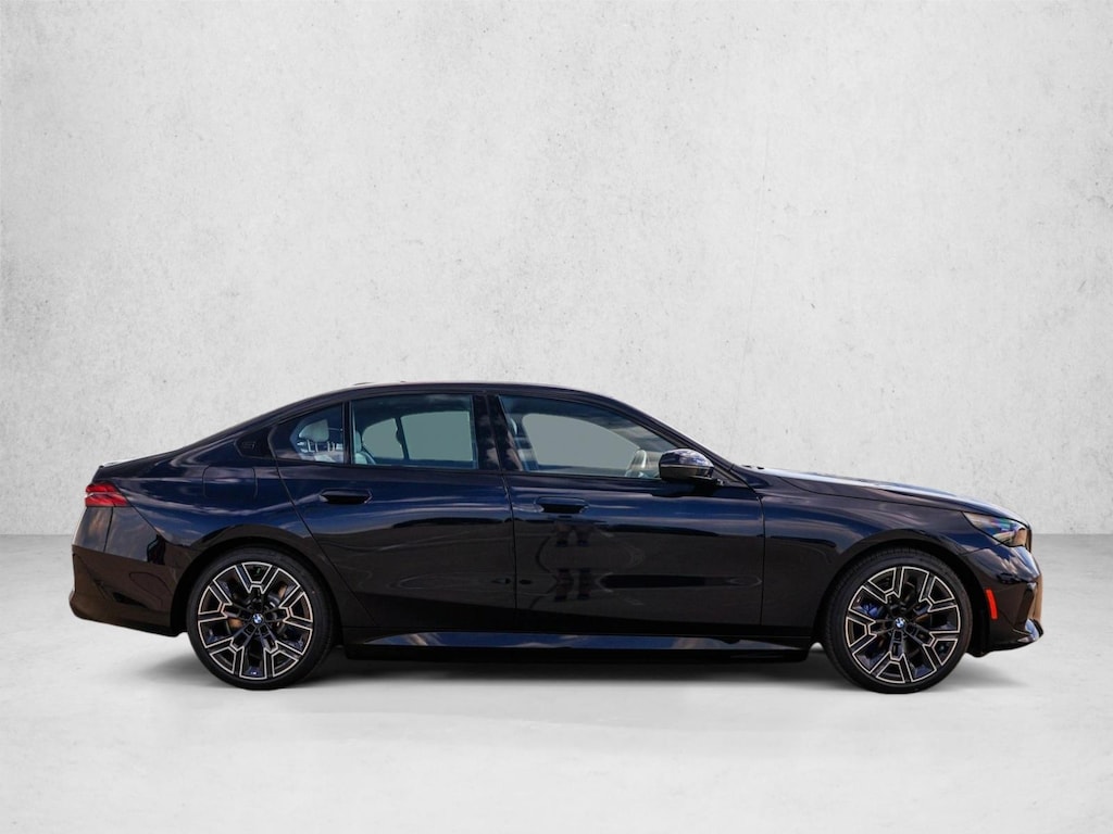 New 2027 BMW 550e xDrive Sedan