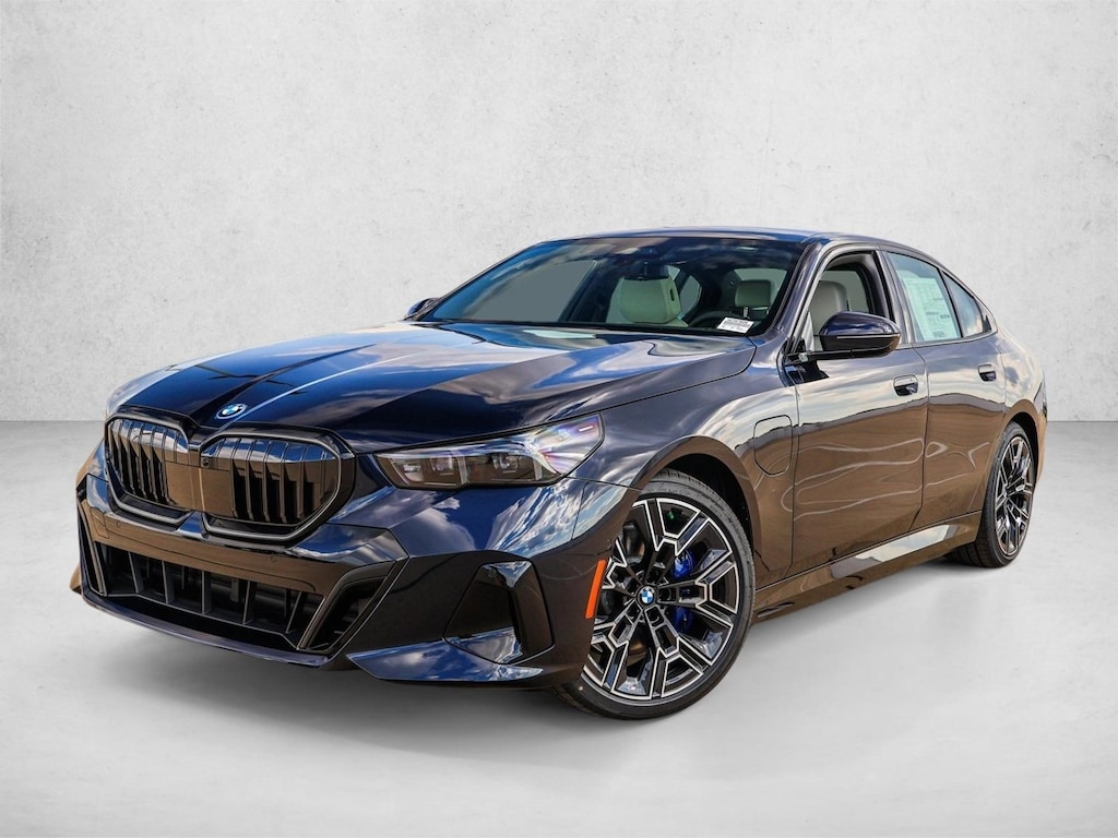 New 2027 BMW 550e xDrive Sedan
