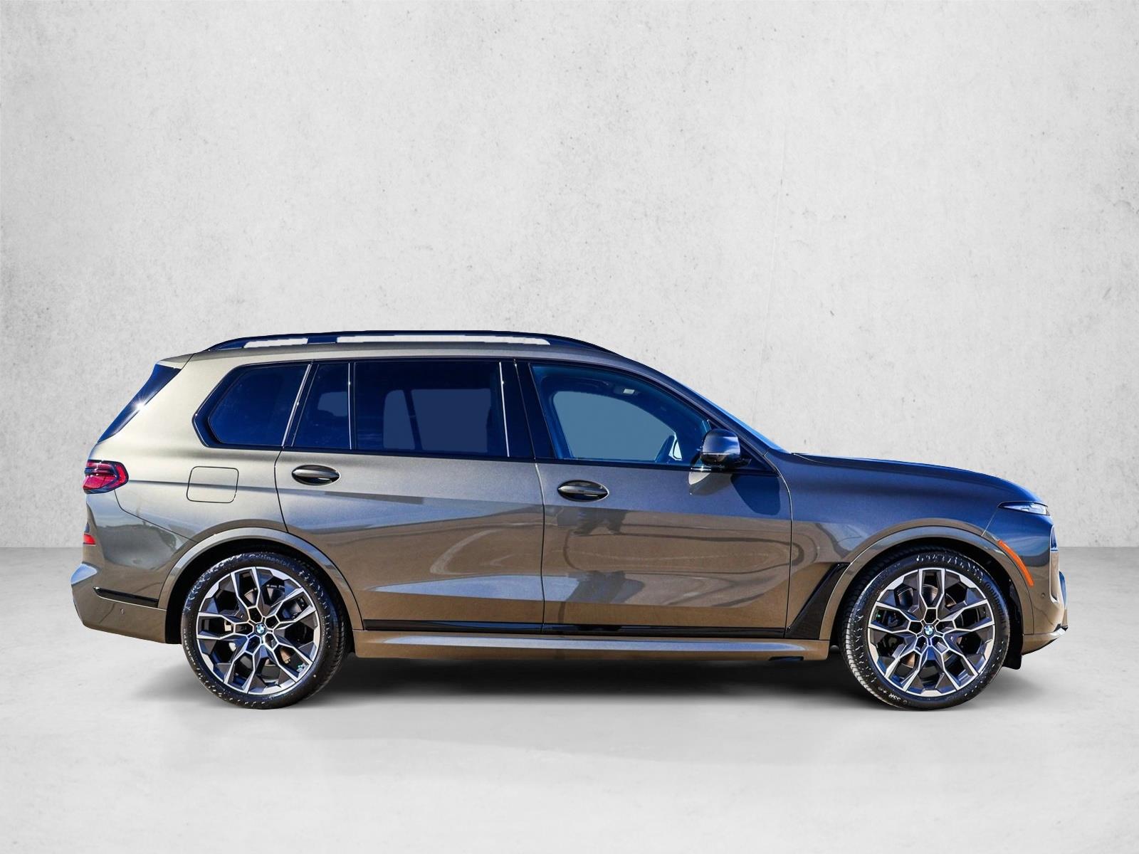 New 2027 BMW X7 xDrive40i SUV