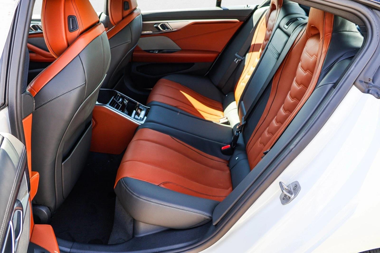 2026 BMW 8 Series 840i - Photo 22