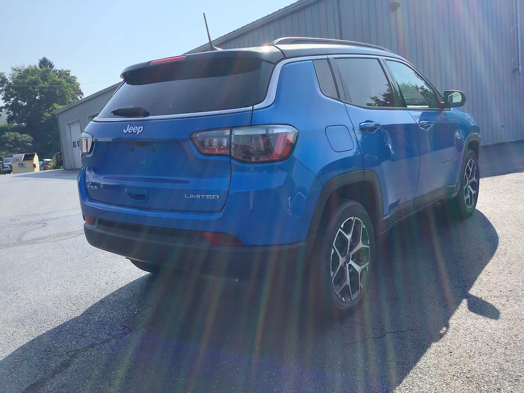 New 2026 Jeep Compass LIMITED 4X4 Sport Utility