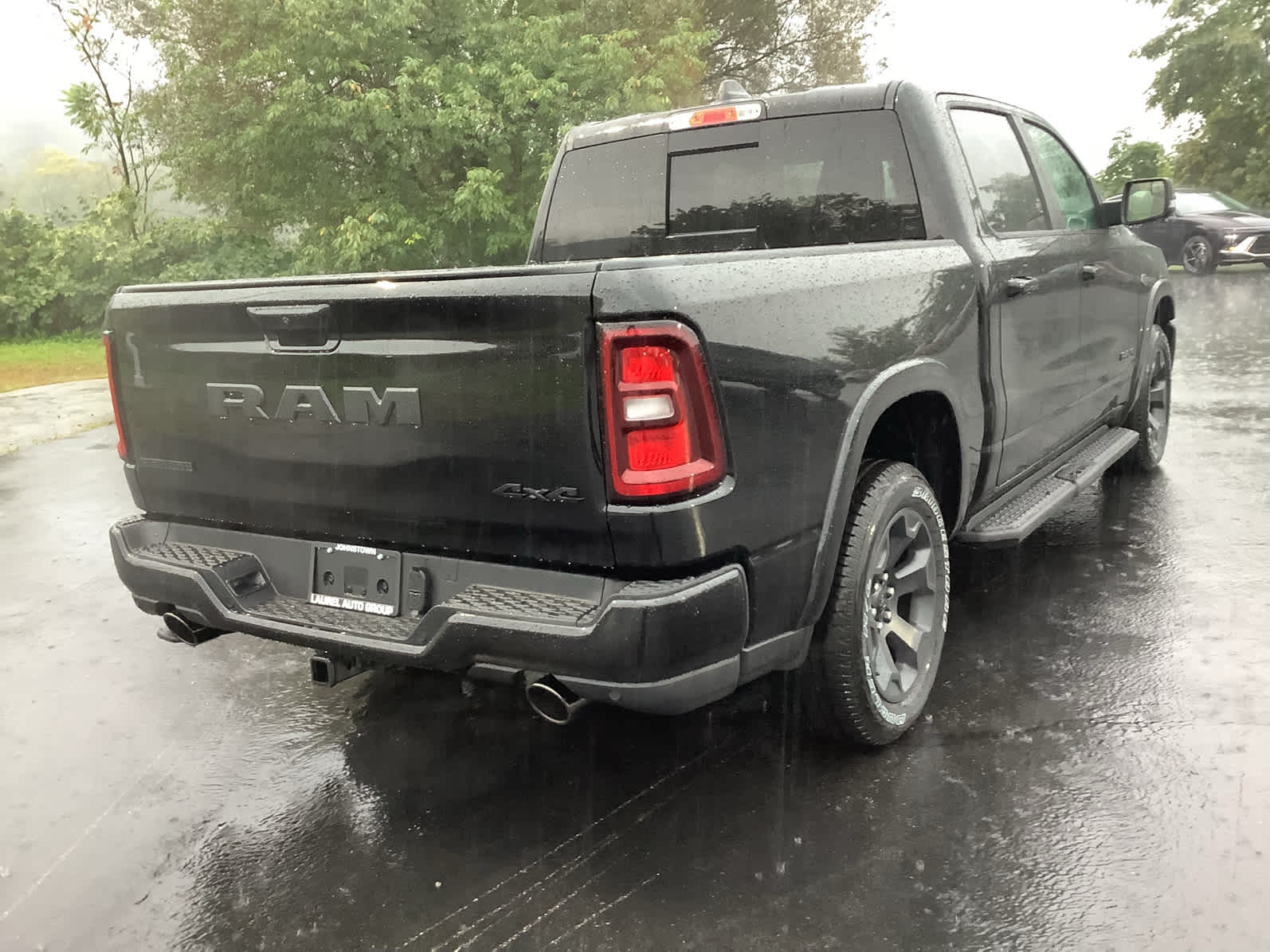 New 2027 Ram 1500 BIG HORN CREW CAB 4X4 5'7 BOX Pickup