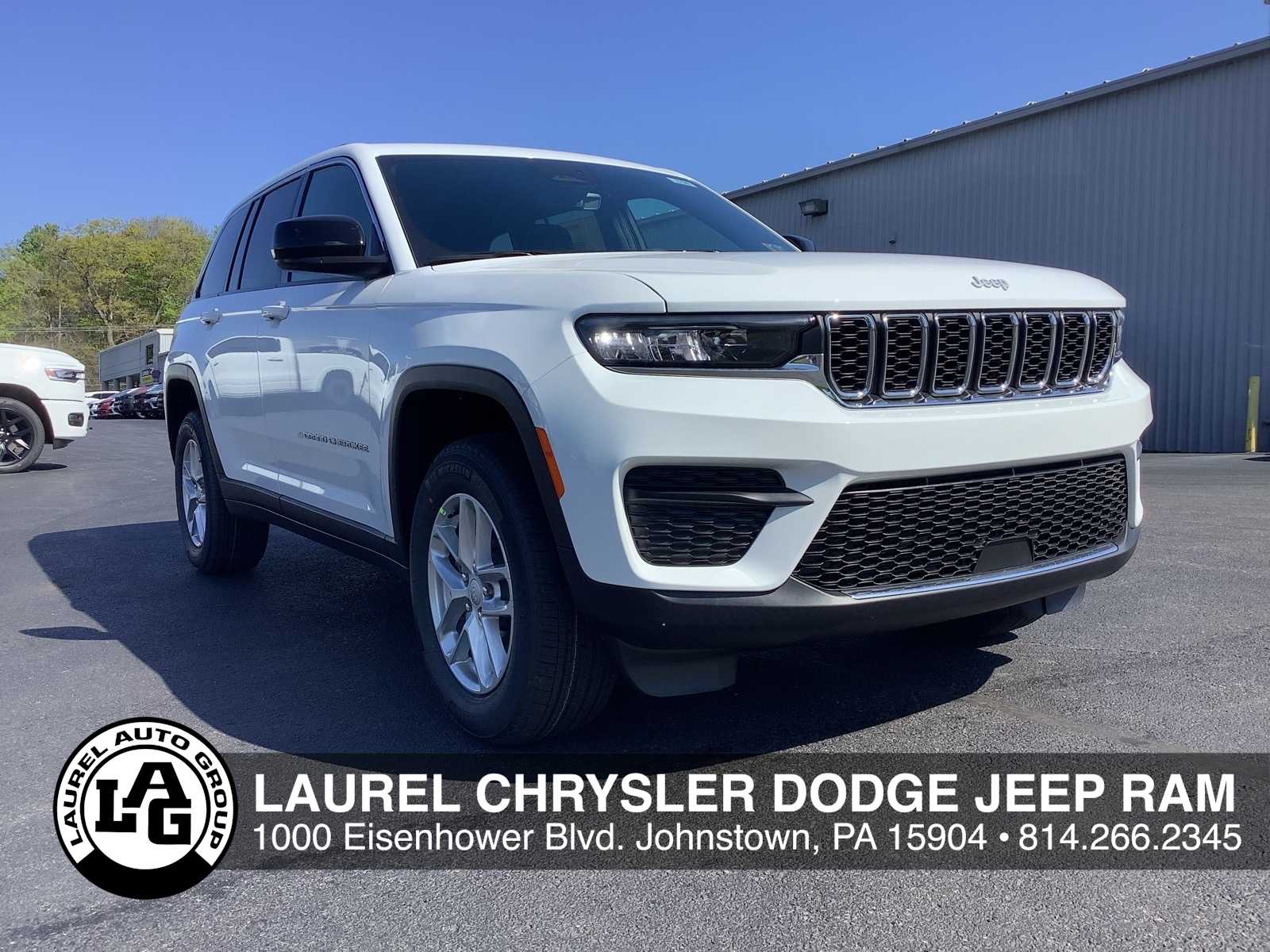 2026 Jeep Grand Cherokee Laredo