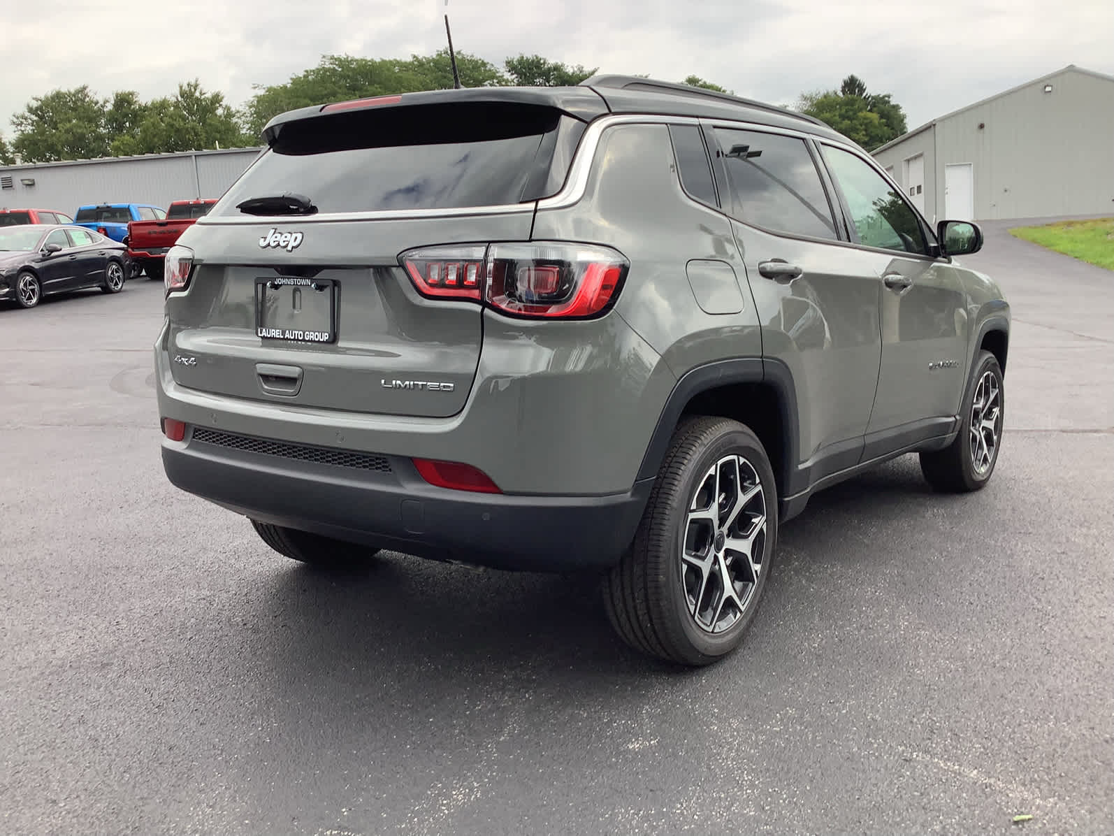 New 2026 Jeep Compass LIMITED 4X4 Sport Utility