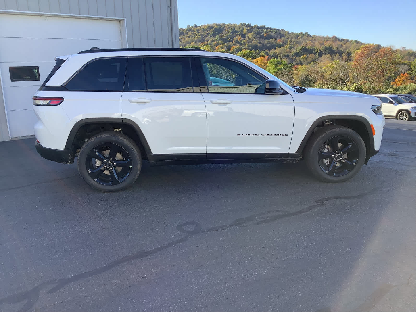 New 2027 Jeep Grand Cherokee Limited Reserve Sport Utility