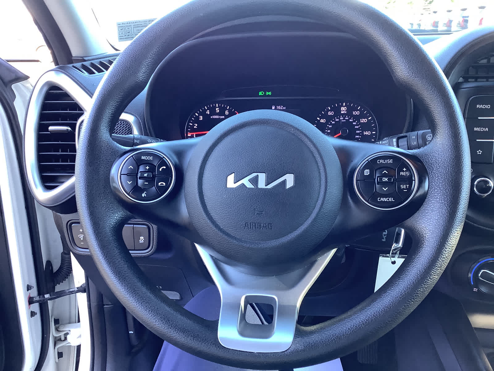 2022 Kia Soul LX - Photo 15