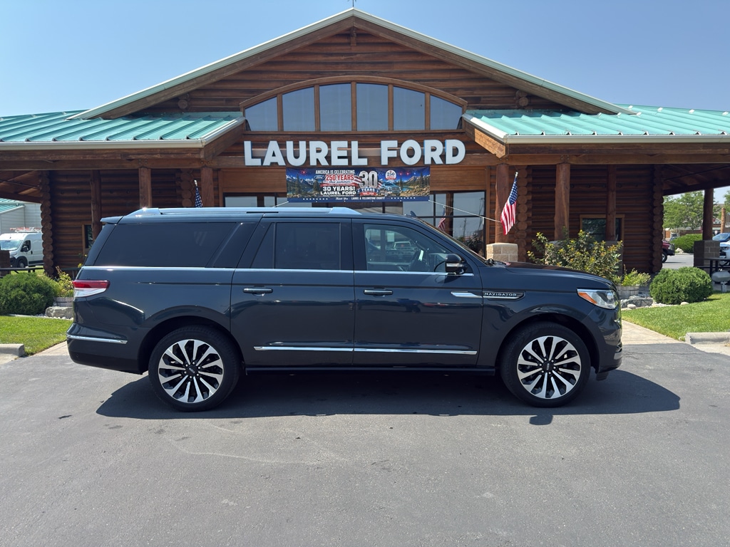 2024 Lincoln Navigator