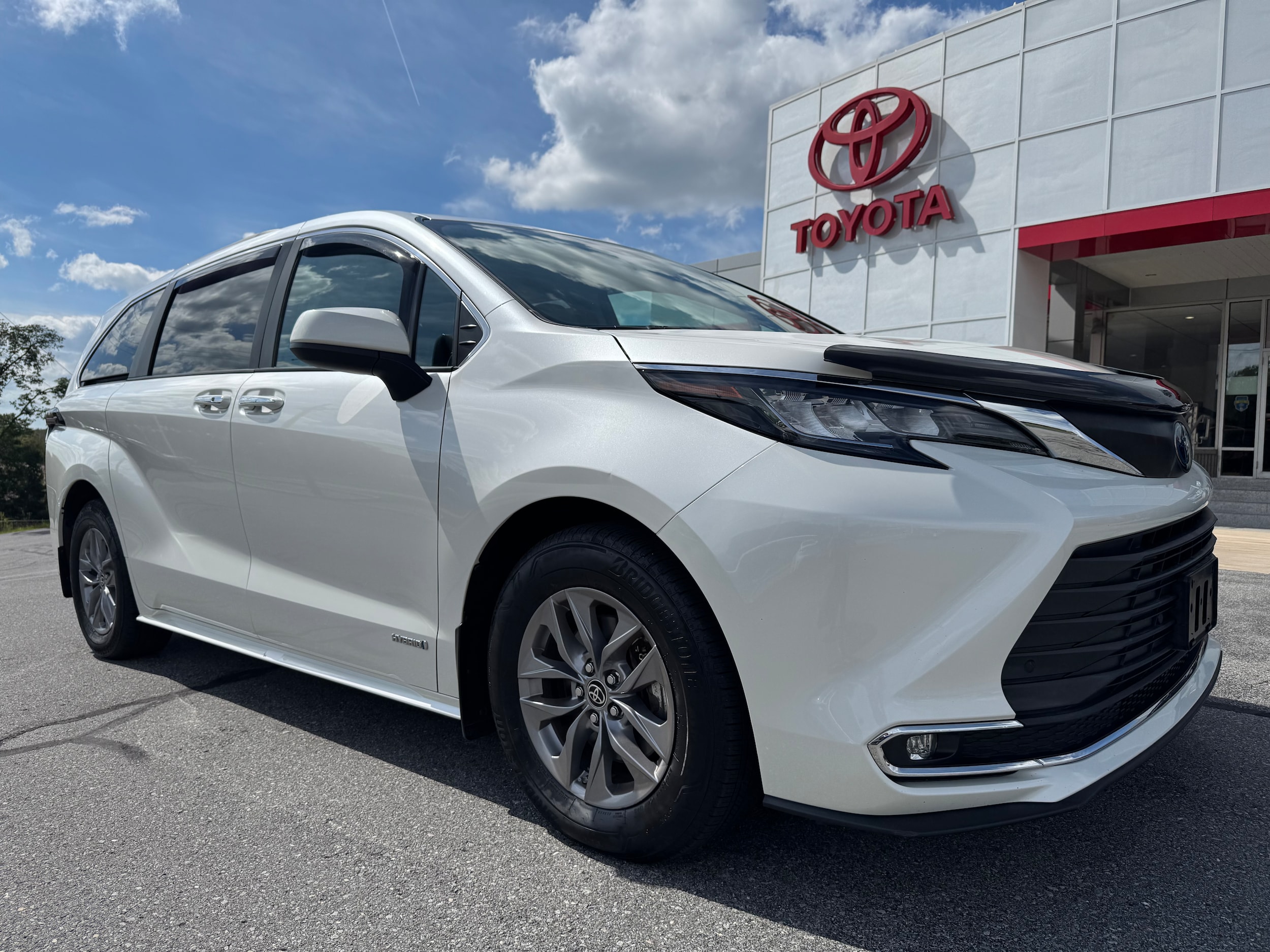 2021 Toyota Sienna XLE